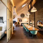 5br+2bath Old Town Loft Luxe Brickhouse, A/c * Praga