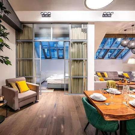 5br+2bath Old Town Loft Luxe Brickhouse, A/c Lägenhet