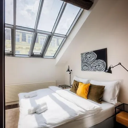 Lägenhet 5br+2bath Old Town Loft Luxe Brickhouse, A/c Prag