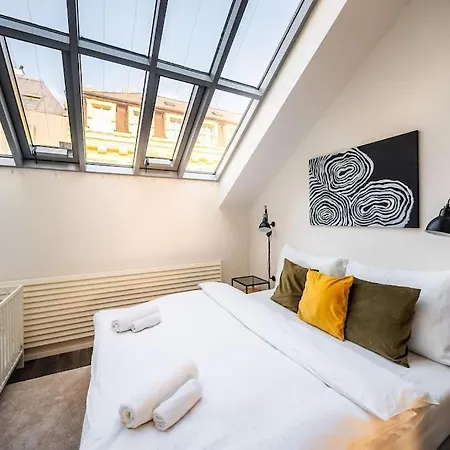 Lägenhet 5br+2bath Old Town Loft Luxe Brickhouse, A/c Prag