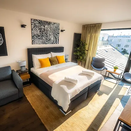 5br+2bath Old Town Loft Luxe Brickhouse, A/c * Praga