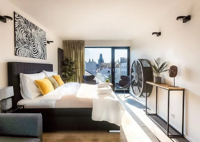 5br+2bath Old Town Loft Luxe Brickhouse, A/c