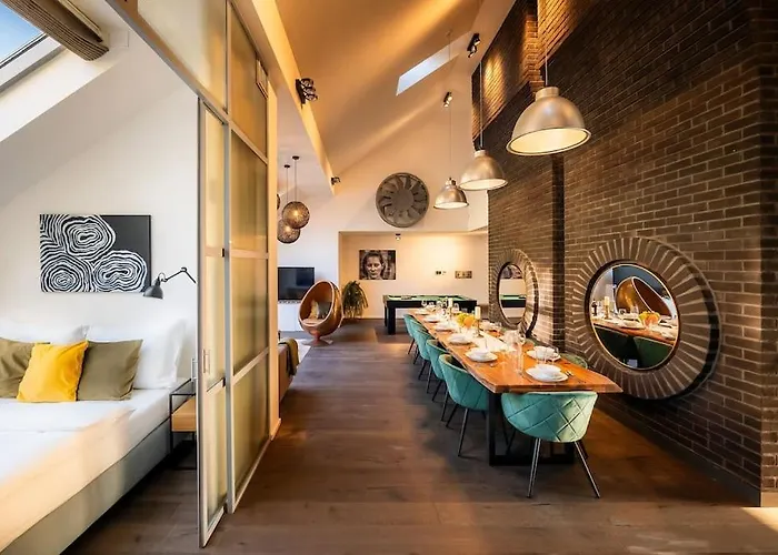 5br+2bath Old Town Loft Luxe Brickhouse, A/c * פראג