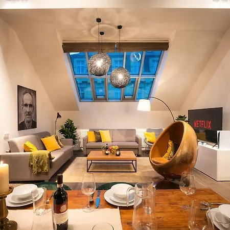 דירה 5br+2bath Old Town Loft Luxe Brickhouse, A/c *