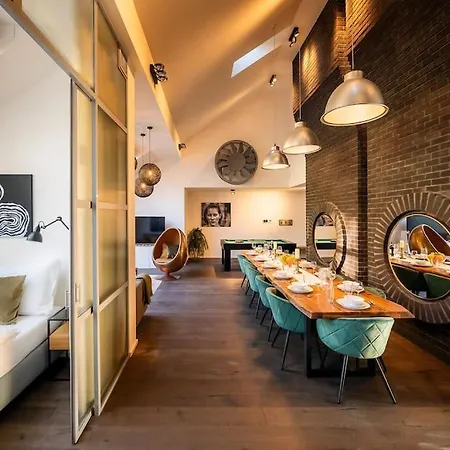 5br+2bath Old Town Loft Luxe Brickhouse, A/c * פראג