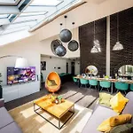 Апартаменты 5br+2bath Old Town Loft Luxe Brickhouse, A/c *